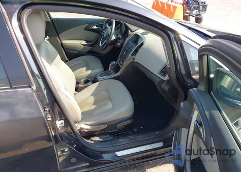 2014 Buick Verano из США, поврежденный, VIN 1G4PP5SK5E4110818